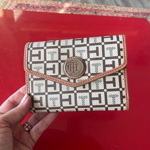 Tommy Hilfiger Wallet